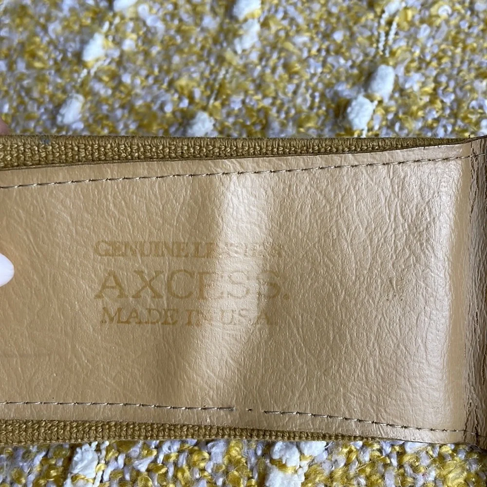 AXCESS Belt - Picture 4 of 7